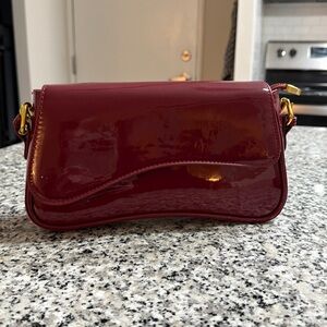 (NEW) Burgundy patent leather shoulder bag
